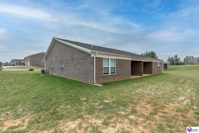 307 Breckinridge Circle, Vine Grove, KY 40175
