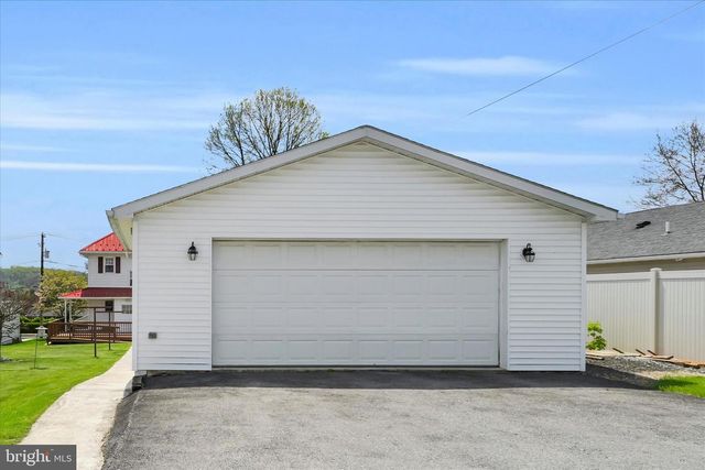 316 W INDEPENDENCE ST, Orwigsburg, PA 17961