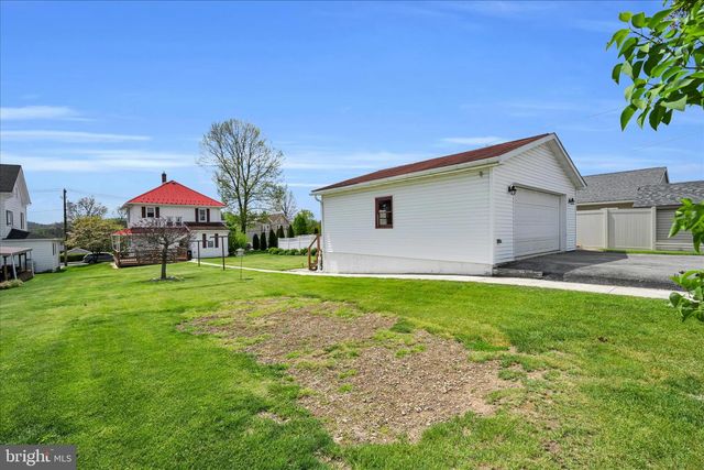 316 W INDEPENDENCE ST, Orwigsburg, PA 17961
