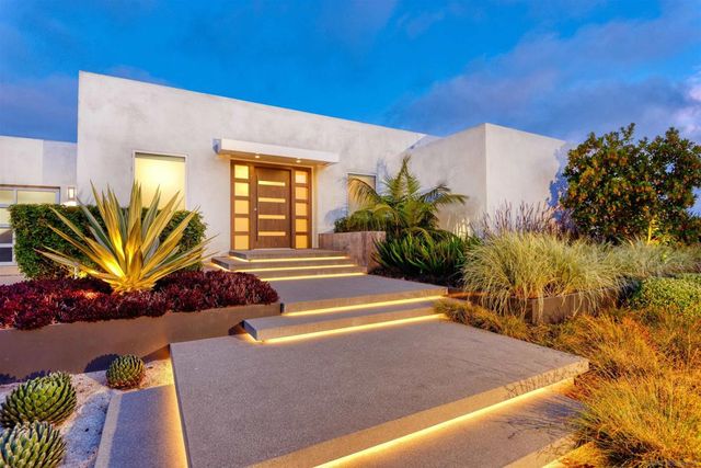 1573 Copa de Oro, La Jolla, CA 92037