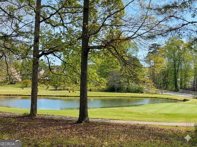 45 Greens Court, Newnan, GA 30265