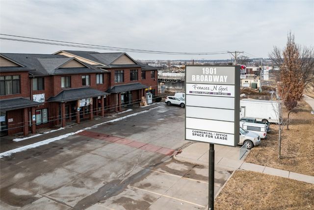 1901 Broadway Street, Iowa City, IA 52240