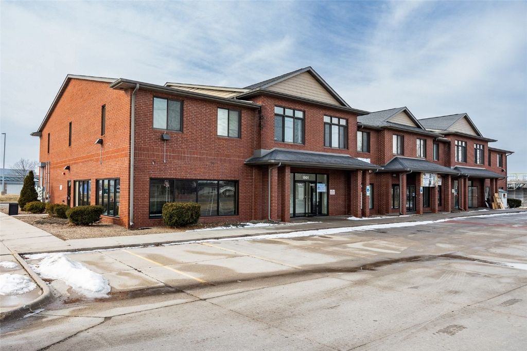 1901 Broadway Street, Iowa City, IA 52240