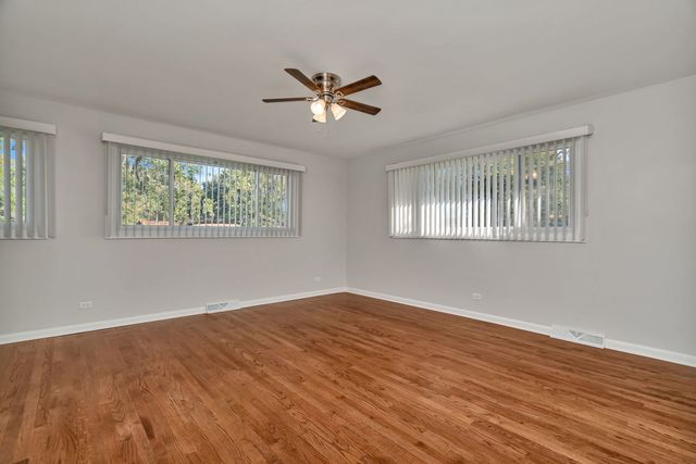 18900 Loras Lane, Country Club Hills, IL 60478