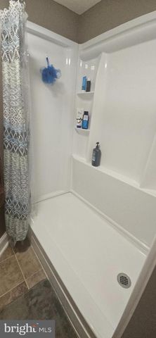 148 ARKLOW DR, Cross Junction, VA 22625