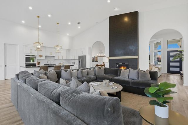 50245 Mountain Shadows Road, La Quinta, CA 92253