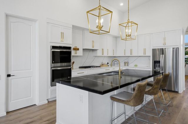 50245 Mountain Shadows Road, La Quinta, CA 92253