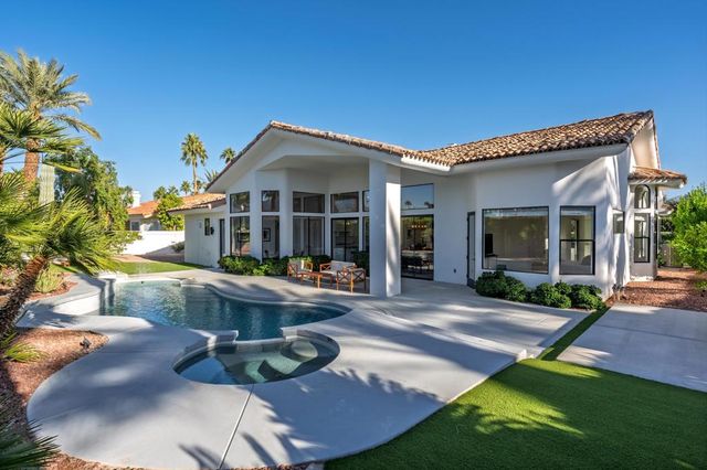 50245 Mountain Shadows Road, La Quinta, CA 92253