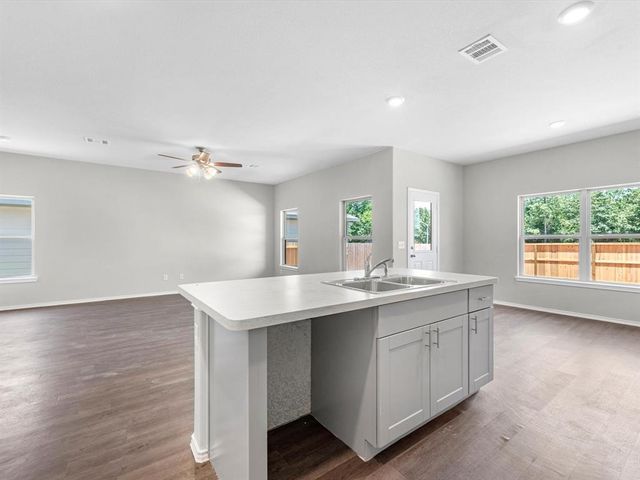 9521 Last Maples Trail, Conroe, TX 77303