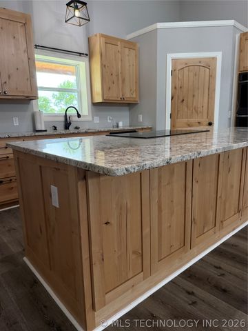10286 E Joes Road, Talala, OK 74080