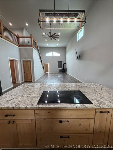 10286 E Joes Road, Talala, OK 74080