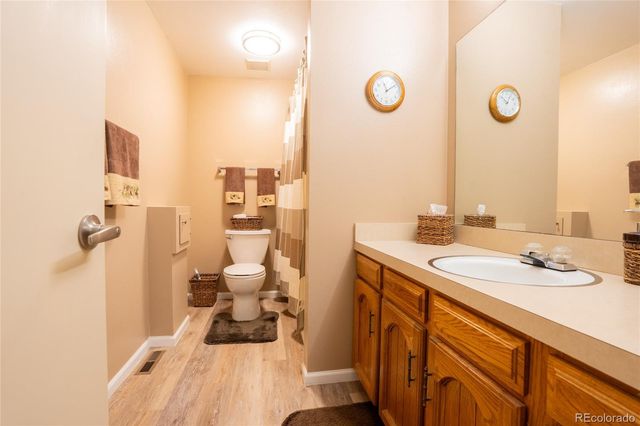 5123 S Iris Way, Littleton, CO 80123