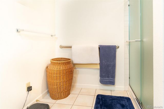 5123 S Iris Way, Littleton, CO 80123