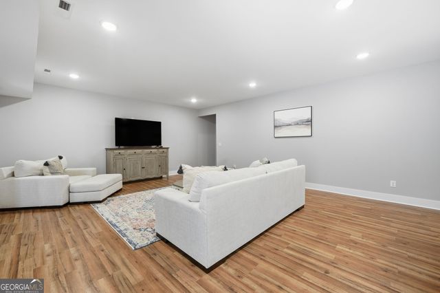 227 Wilshire Terrace, White, GA 30184