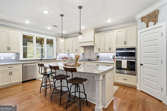 227 Wilshire Terrace, White, GA 30184