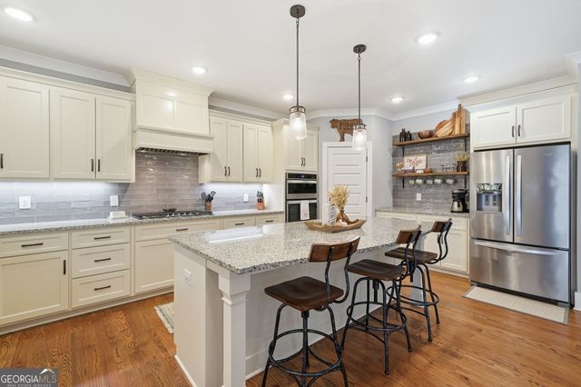 227 Wilshire Terrace, White, GA 30184