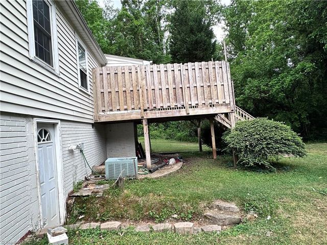 516 Rosewood Drive, Lexington, NC 27292
