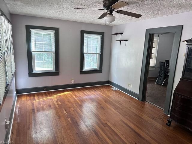 516 Rosewood Drive, Lexington, NC 27292
