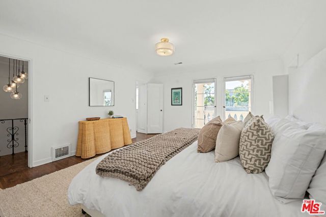 6667 W 5th Street, Los Angeles, CA 90048