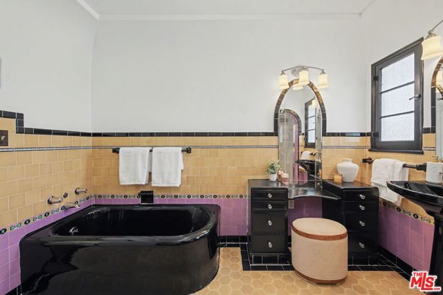 6667 W 5th Street, Los Angeles, CA 90048