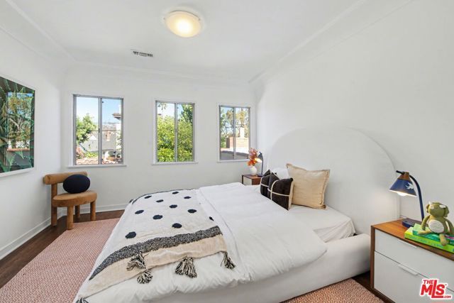 6667 W 5th Street, Los Angeles, CA 90048