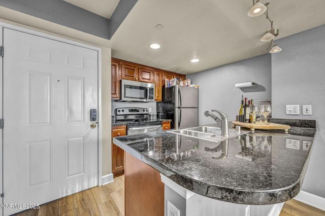 450 N Arlington Avenue UNIT 602, Reno, NV 89503