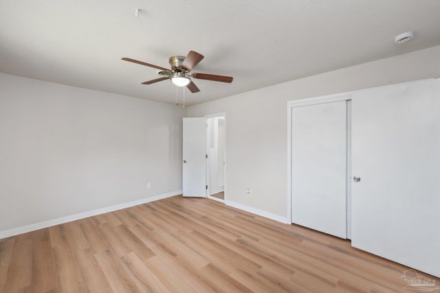 12 Western Dr, Pensacola, FL 32506