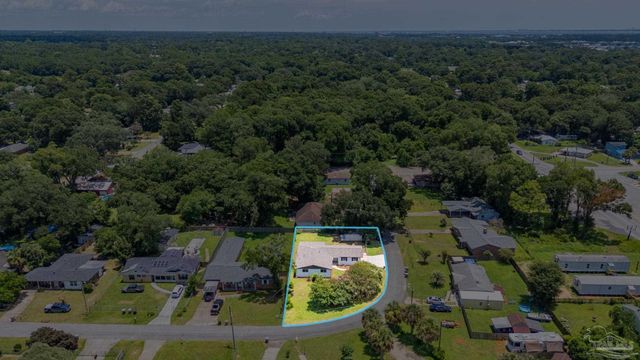 12 Western Dr, Pensacola, FL 32506