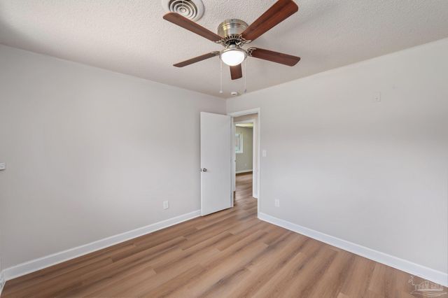 12 Western Dr, Pensacola, FL 32506