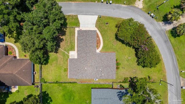 12 Western Dr, Pensacola, FL 32506