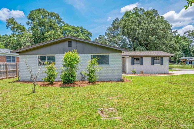 12 Western Dr, Pensacola, FL 32506