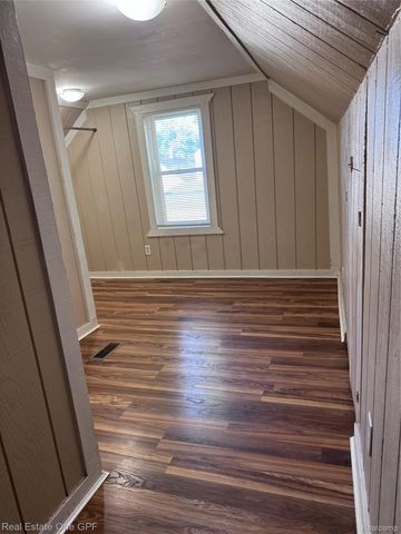 11508 Nagel Street, Hamtramck, MI 48212
