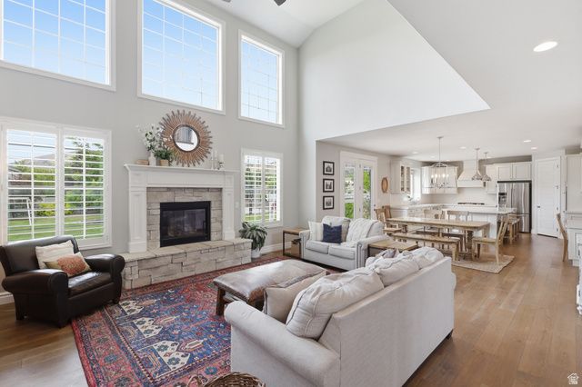 11731 N BROADLEAF HOLLOW LN, Highland, UT 84003