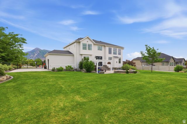 11731 N BROADLEAF HOLLOW LN, Highland, UT 84003