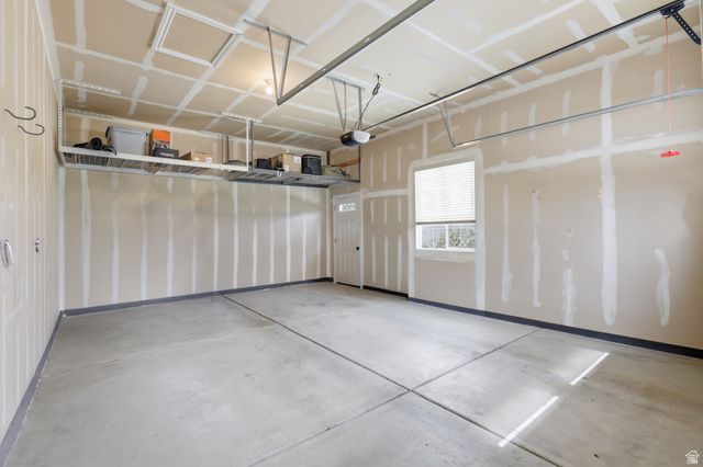 11731 N BROADLEAF HOLLOW LN, Highland, UT 84003