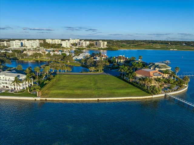 ST ANDREWS DRIVE, Belleair, FL 33756