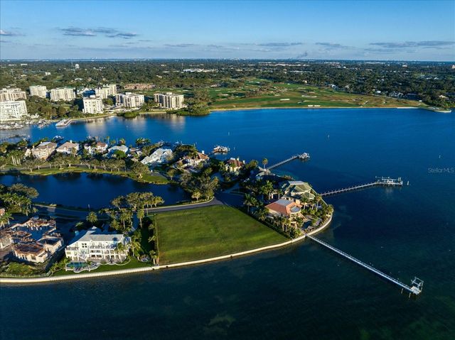 ST ANDREWS DRIVE, Belleair, FL 33756