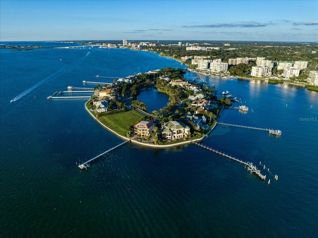 ST ANDREWS DRIVE, Belleair, FL 33756
