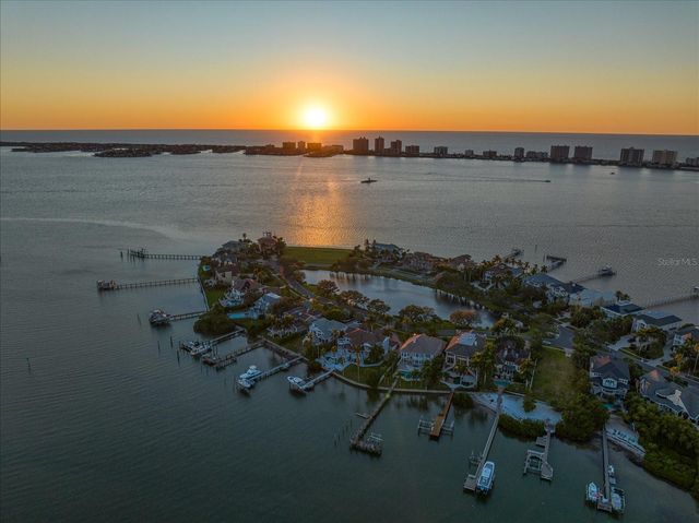 ST ANDREWS DRIVE, Belleair, FL 33756