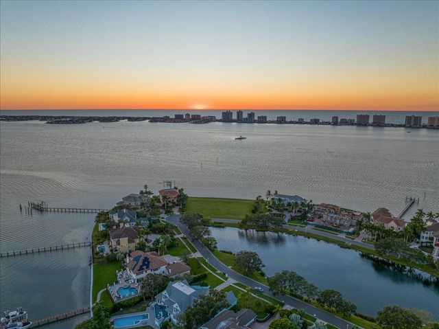 ST ANDREWS DRIVE, Belleair, FL 33756