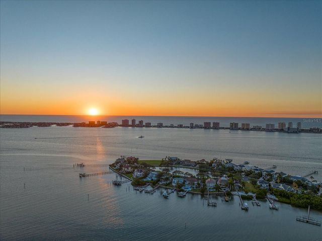 ST ANDREWS DRIVE, Belleair, FL 33756