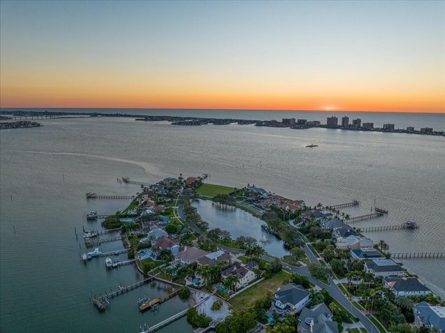 ST ANDREWS DRIVE, Belleair, FL 33756