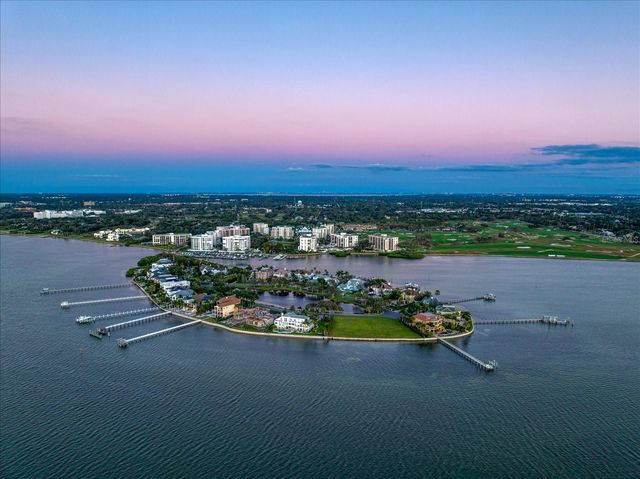 ST ANDREWS DRIVE, Belleair, FL 33756