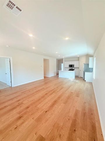 2613 Kathleens Crossing, Yukon, OK 73099