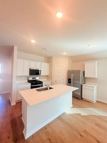 2613 Kathleens Crossing, Yukon, OK 73099