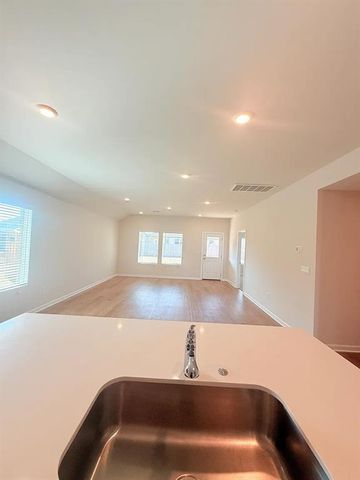 2613 Kathleens Crossing, Yukon, OK 73099