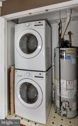 7 GRISTMILL LN, Pine Hill, NJ 08021