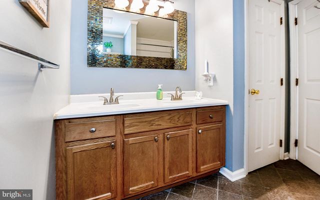 7 GRISTMILL LN, Pine Hill, NJ 08021