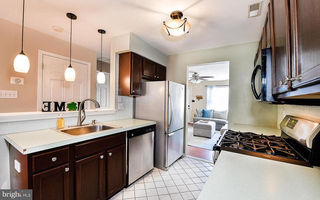 7 GRISTMILL LN, Pine Hill, NJ 08021