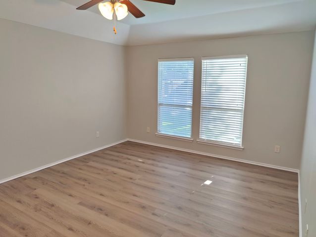 516 Rustic Oak Lane, Mckinney, TX 75072